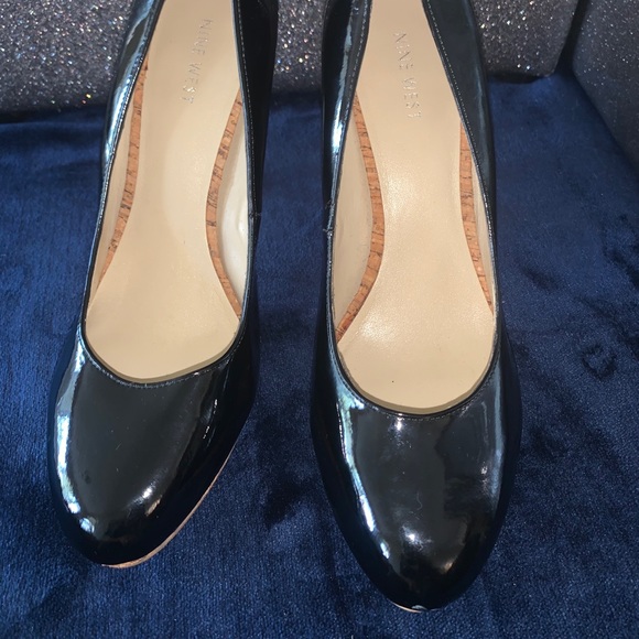 Black High Heels - Picture 3 of 6